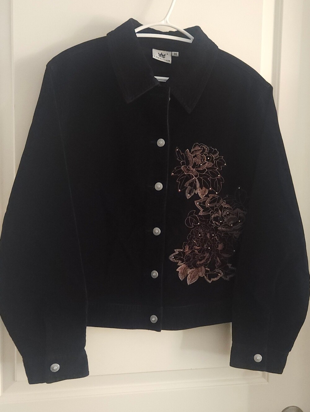 Black Embroidered Floral Button-Front Jacket